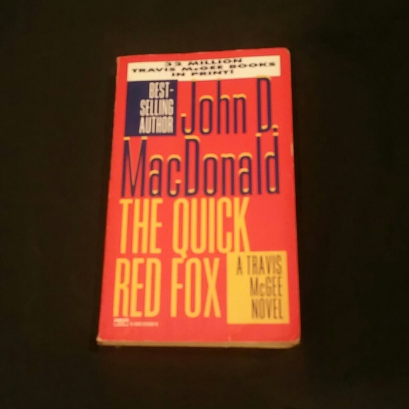 📚BOOKS - Picture 1 of 4